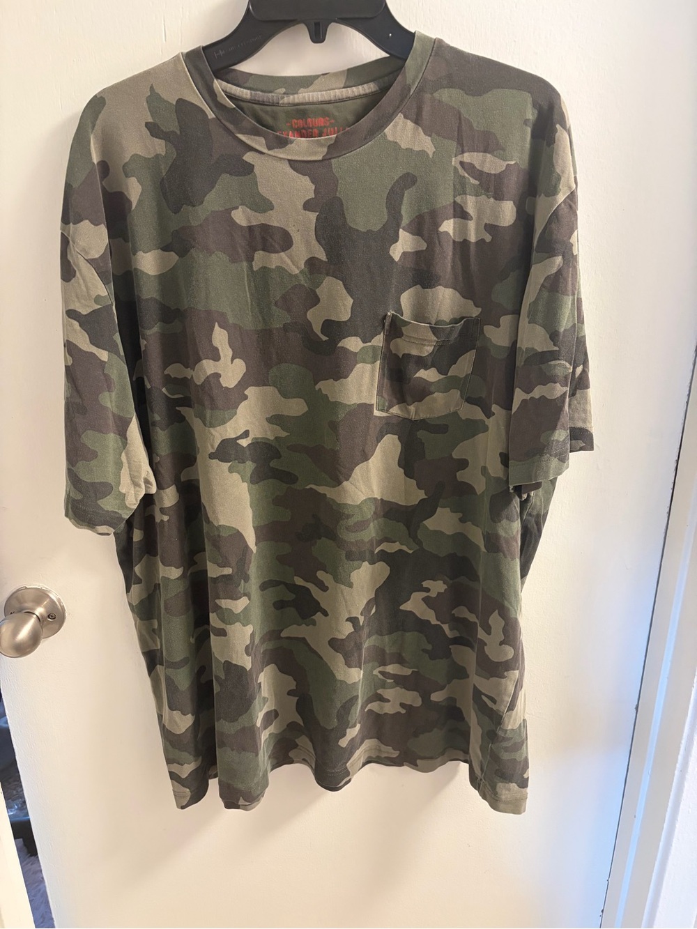 Alexander Julian Men's Camo Short Sleeve Pocket Tee - Olive & Dark Green